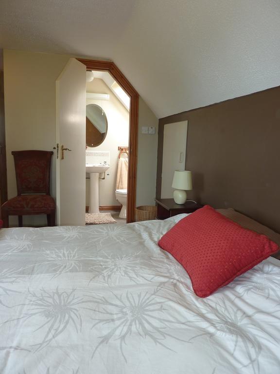 Knocklyon House Bed and Breakfast Ennis Habitación foto